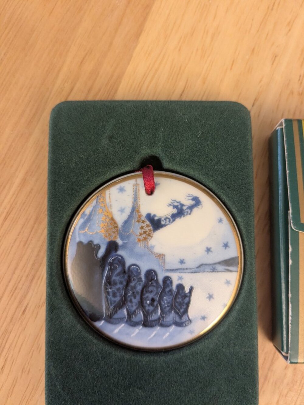 Bing And Grondahl Christmas Around The World Porcelain Christmas Ornament 1997